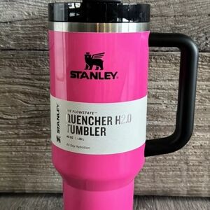 Stanley Pink Quencher Tumbler with Black Handle NEW with Straw